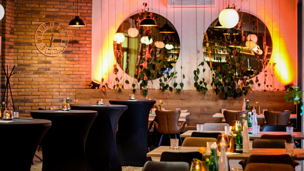 YOUR EVENT IN COMFORT, CLOSE TO THE PULSE OF THE CITY